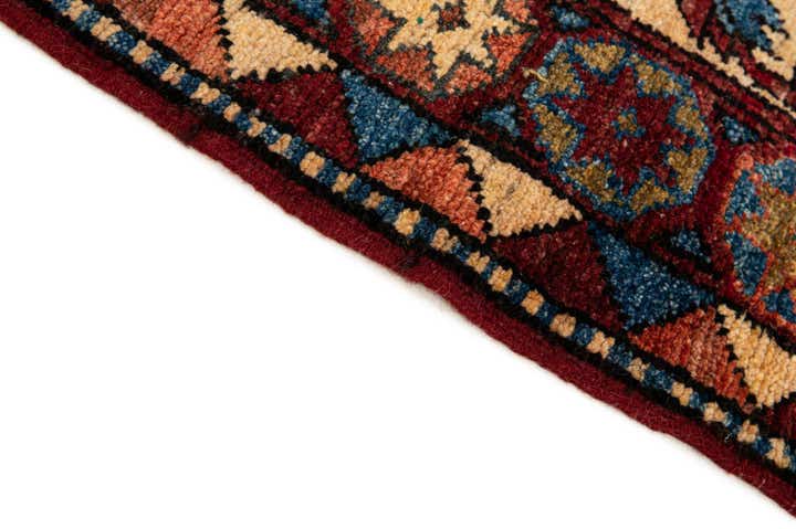5' 3 x 6' 6 Hand Knotted Kazak Wool Rug