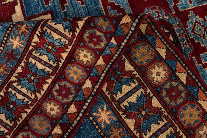 5' 3 x 6' 6 Hand Knotted Kazak Wool Rug