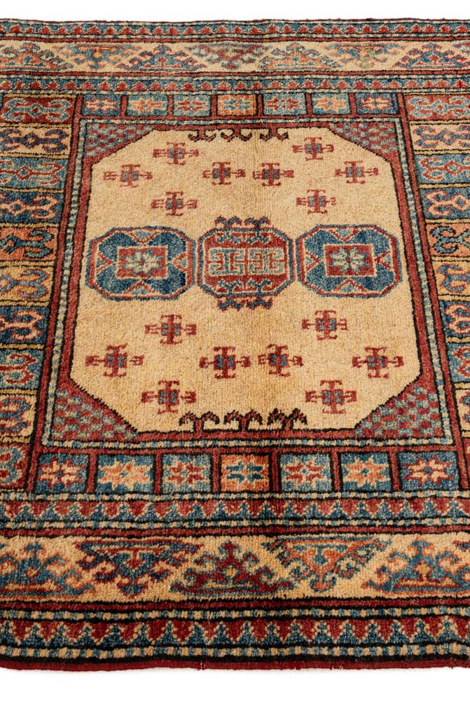 3' 9 x 5' 7 Hand Knotted Kazak Wool Rug