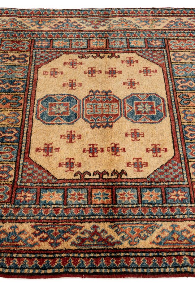 Detail image of 3' 9 x 5' 7 Hand Knotted Kazak Wool Rug