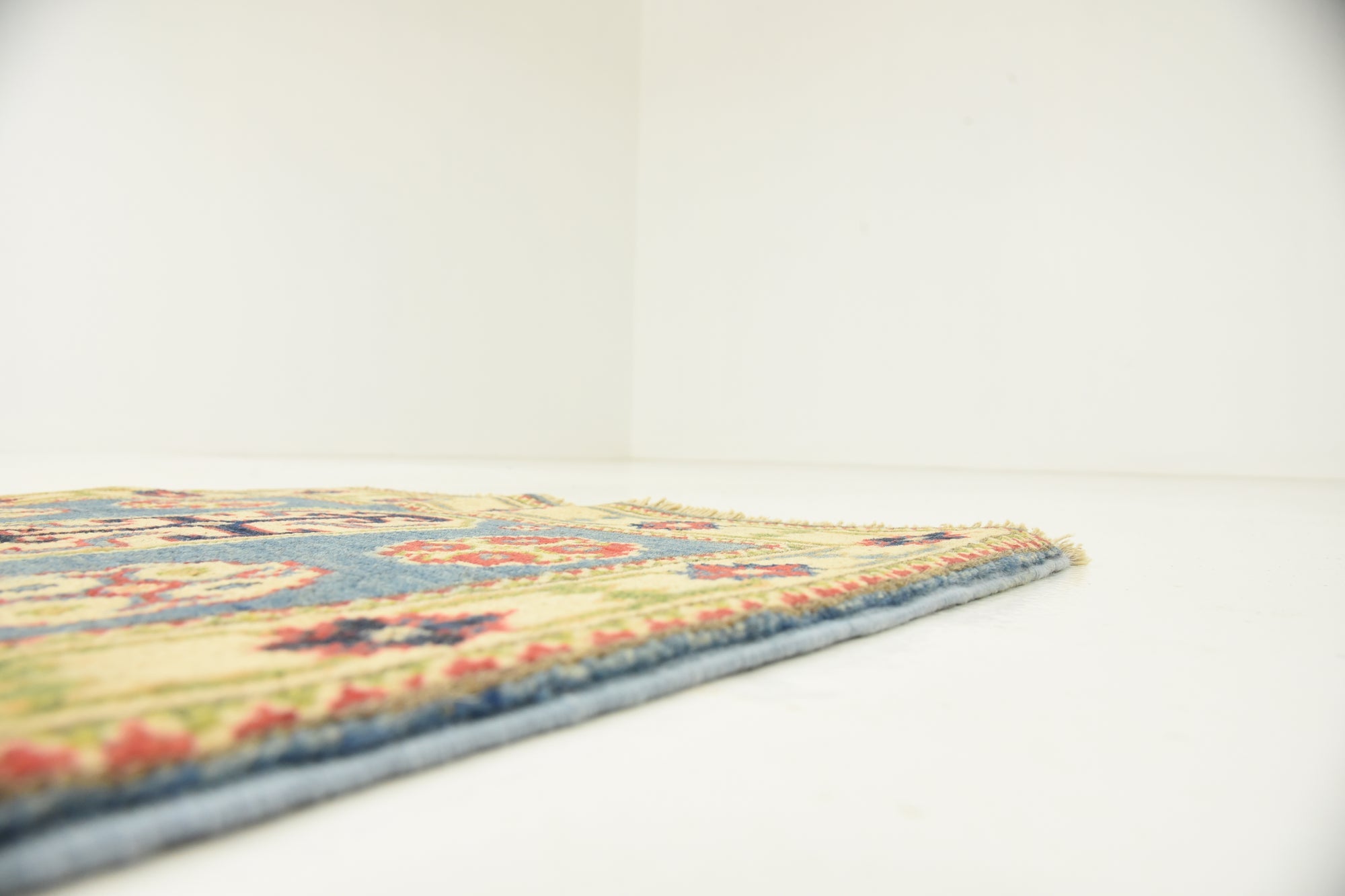 2' x 3' Hand Knotted Kazak Oriental Rug