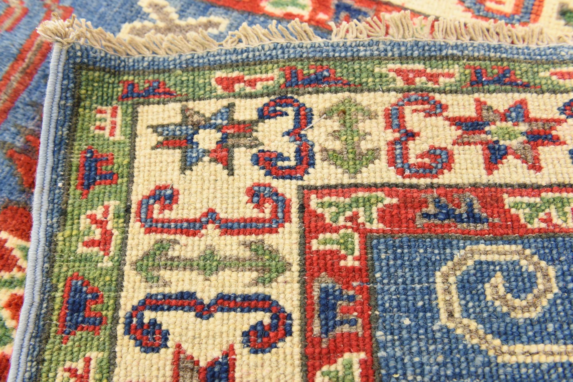 2' 10 x 4' 5 Hand Knotted Kazak Oriental Rug