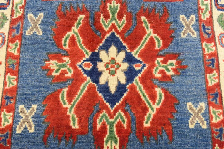 Detailansicht von 85cm x 135cm Handgeknüpft Kazak Orientalisch Teppich