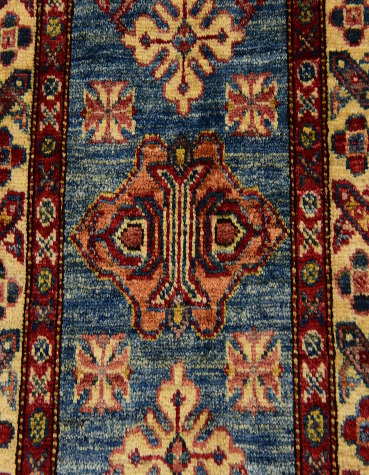 Detail image of 2' x 3' Hand Knotted Kazak Rug