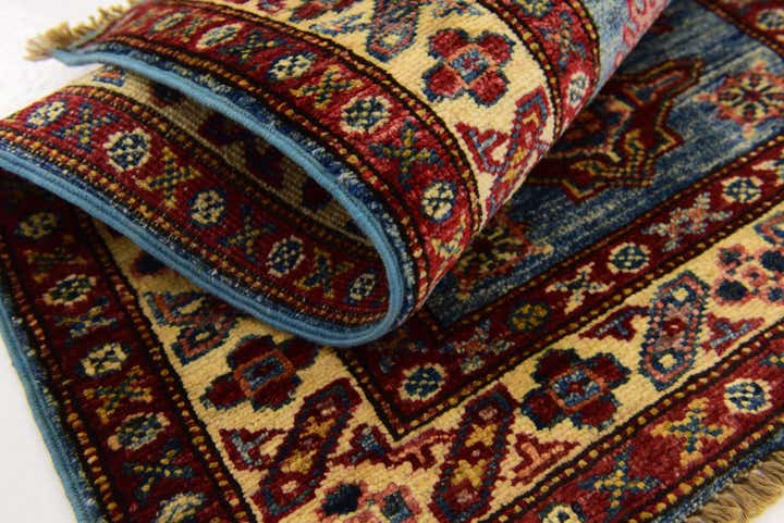 2' x 3' Hand Knotted Kazak Rug