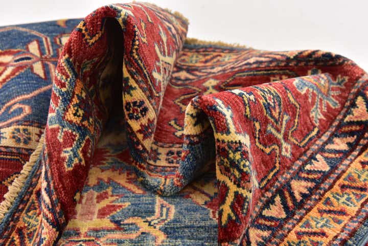 5' x 6' 9 Hand Knotted Kazak Oriental Rug