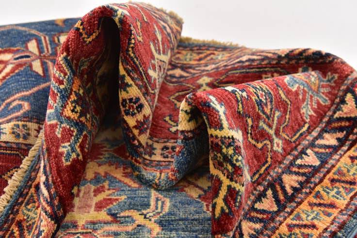 Detail image of 5' x 6' 9 Hand Knotted Kazak Oriental Rug