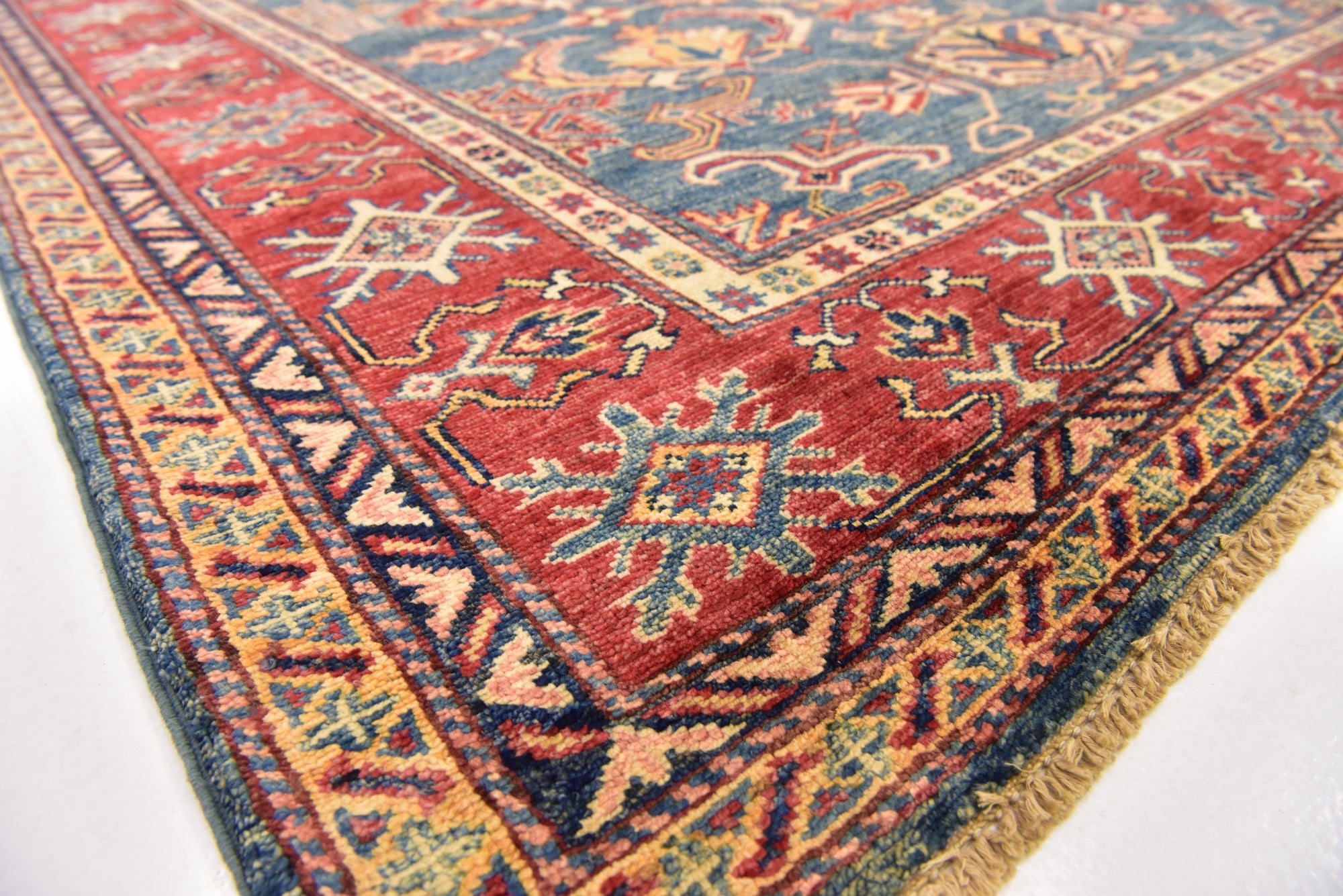 5' x 6' 9 Hand Knotted Kazak Oriental Rug