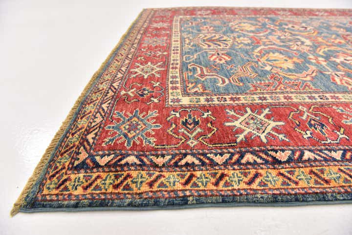 5' x 6' 9 Hand Knotted Kazak Oriental Rug
