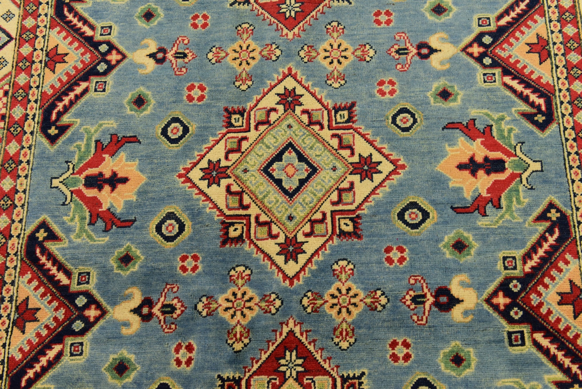 4' 10 x 6' 4 Hand Knotted Kazak Rug