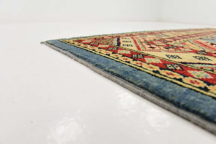 4' 10 x 6' 4 Hand Knotted Kazak Rug