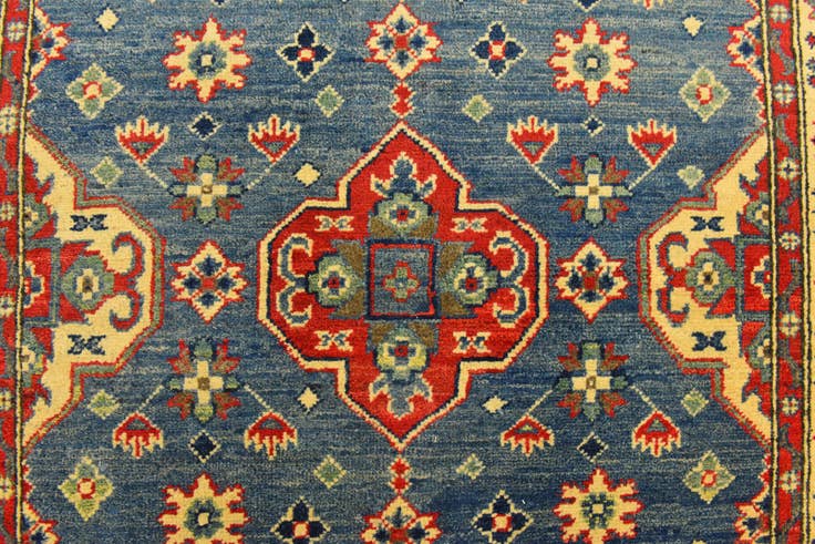 Detail image of 4' x 6' Hand Knotted Kazak Rug