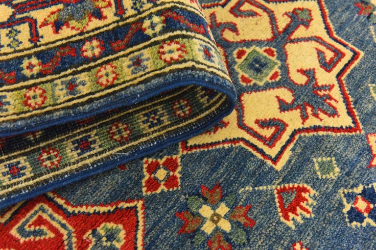Detail image of 4' x 6' Hand Knotted Kazak Rug