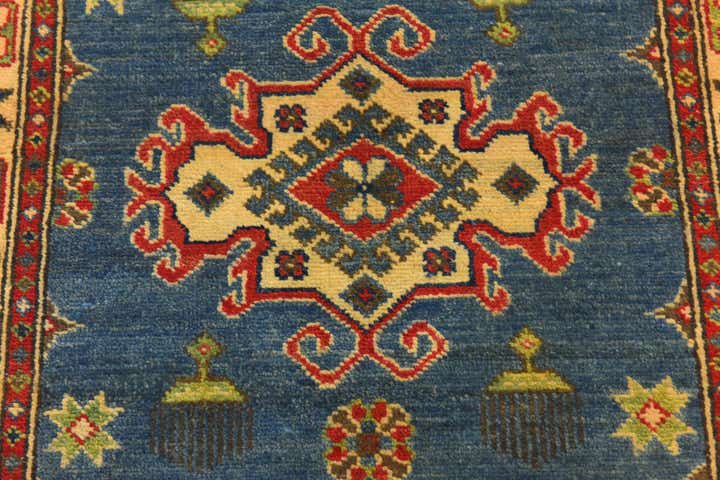 2' 8 x 4' Hand Knotted Kazak Rug