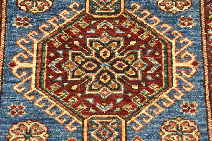 2' 8 x 4' 2 Hand Knotted Kazak Oriental Rug