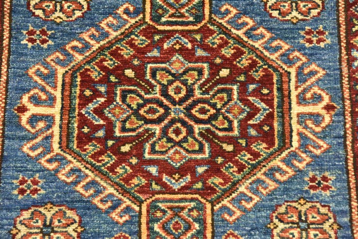 Detail image of 2' 8 x 4' 2 Hand Knotted Kazak Oriental Rug