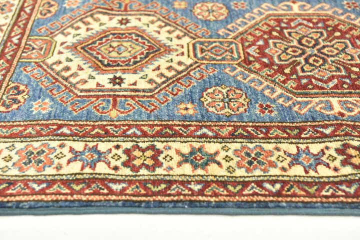 2' 8 x 4' 2 Hand Knotted Kazak Oriental Rug