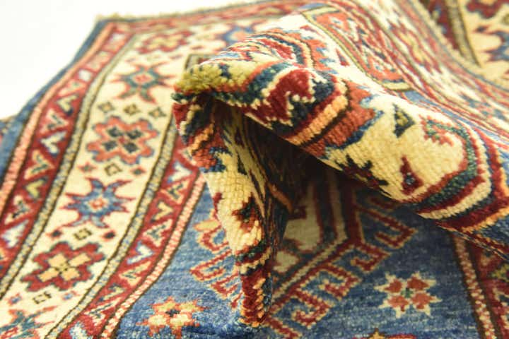 2' 8 x 4' 2 Hand Knotted Kazak Oriental Rug