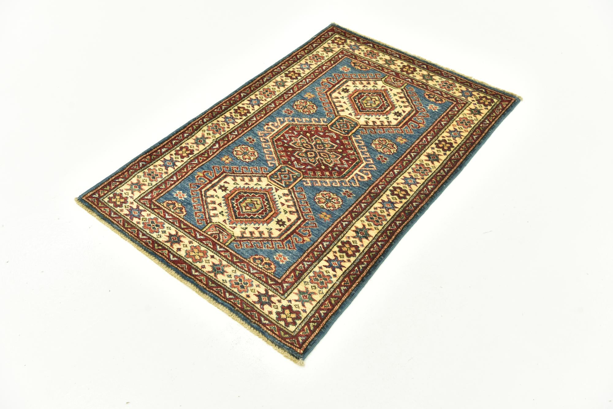 2' 8 x 4' 2 Hand Knotted Kazak Oriental Rug