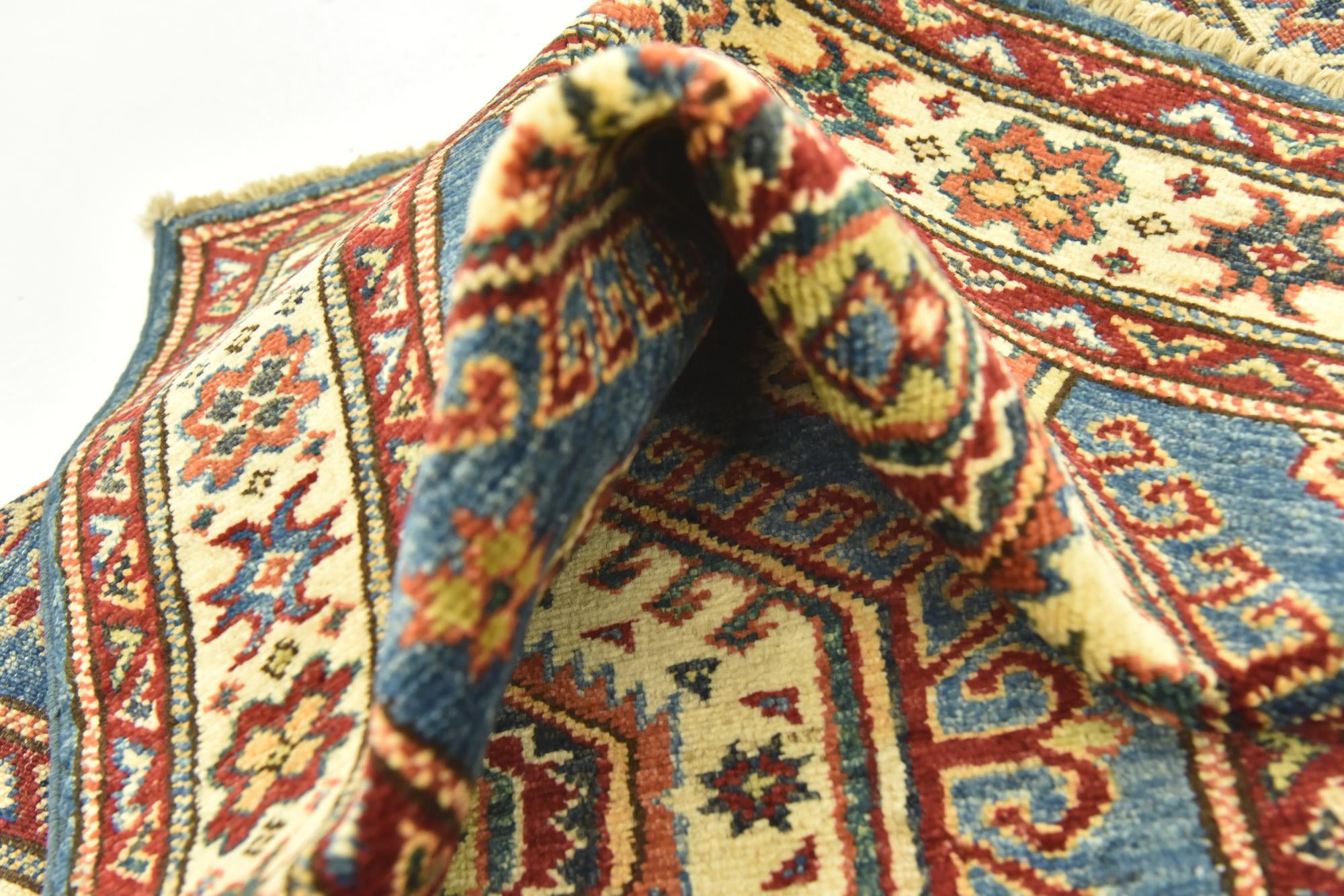2' 8 x 4' 2 Hand Knotted Kazak Oriental Rug