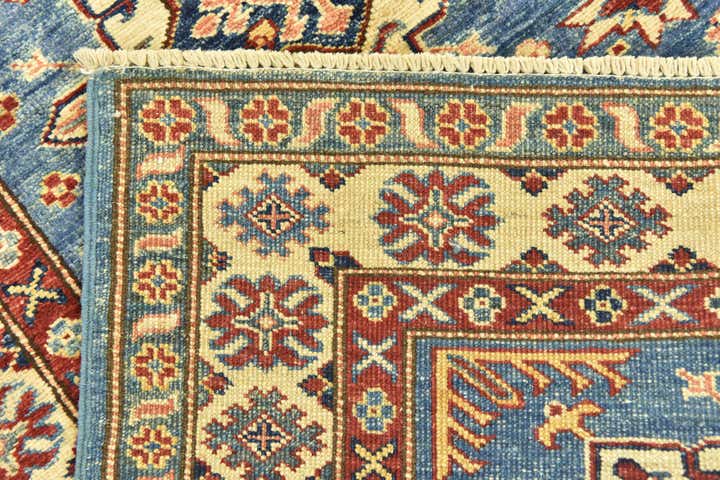 2' 10 x 3' 9 Hand Knotted Kazak Oriental Rug