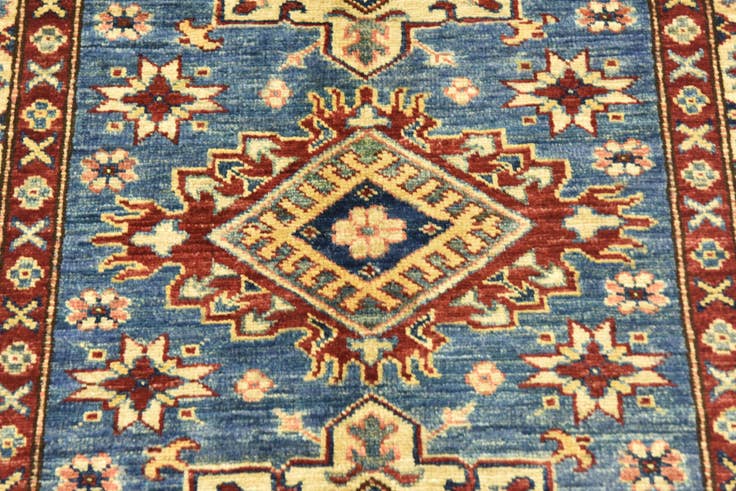Detail image of 2' 10 x 3' 9 Hand Knotted Kazak Oriental Rug