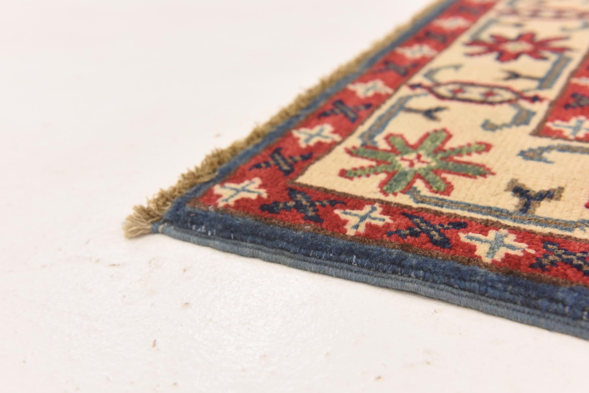 2' 8 x 4' 2 Hand Knotted Kazak Rug
