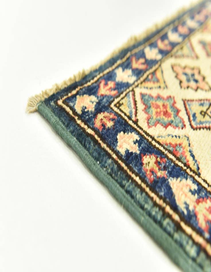 Detail image of 2' 8 x 4'  Hand Knotted Kazak Oriental Rug