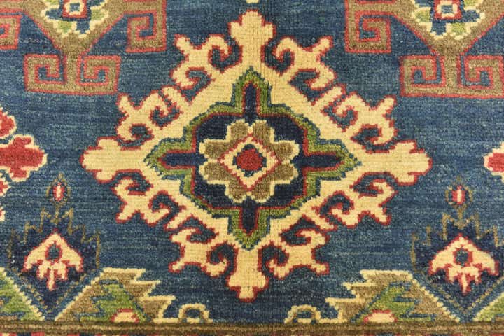 5' x 6' 6 Hand Knotted Kazak Rug