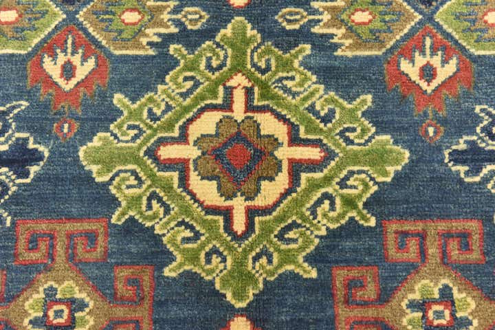 5' x 6' 6 Hand Knotted Kazak Rug