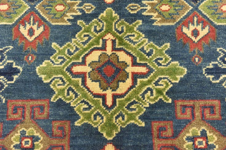 Detail image of 5' x 6' 6 Hand Knotted Kazak Rug