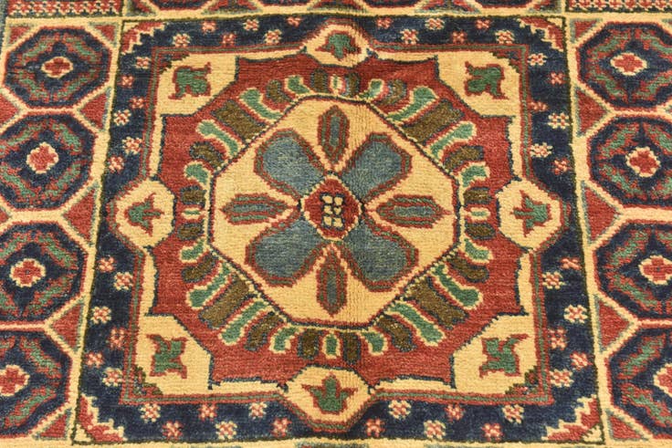 Detail image of 4' x 5' 8 Hand Knotted Kazak Rug