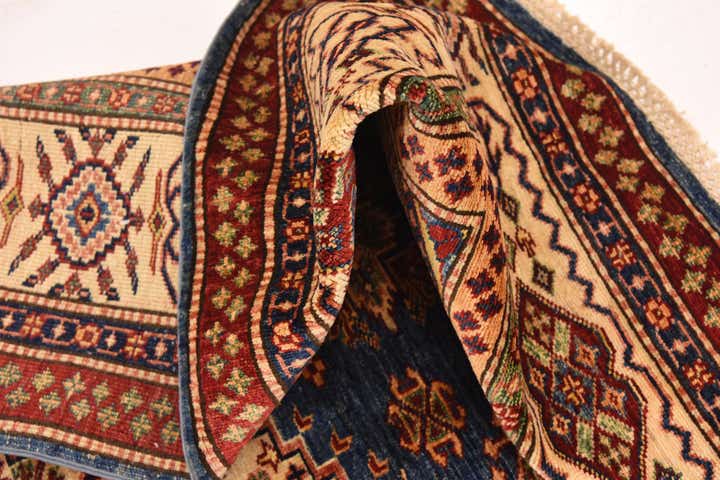 5' 8 x 7' 8 Hand Knotted Kazak Oriental Rug