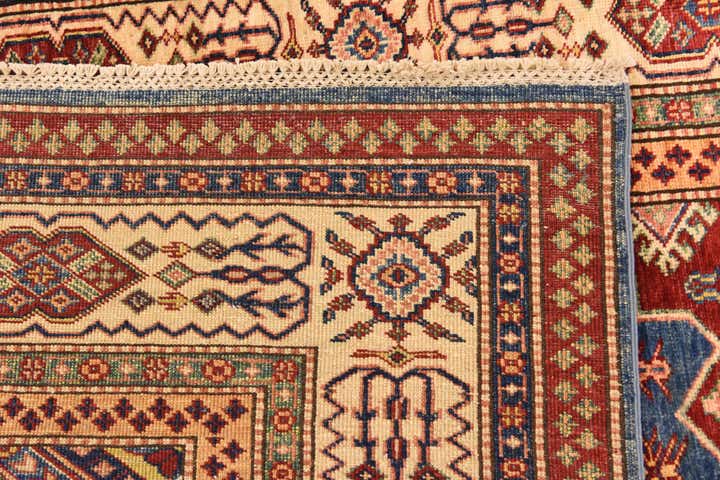 5' 8 x 7' 8 Hand Knotted Kazak Oriental Rug