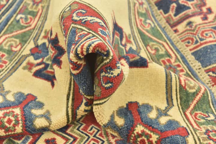 5' 8 x 7' 9 Hand Knotted Kazak Rug