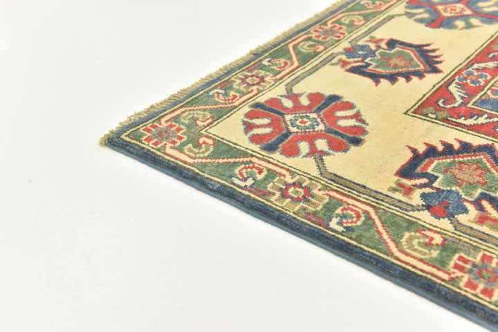 5' 8 x 7' 9 Hand Knotted Kazak Rug