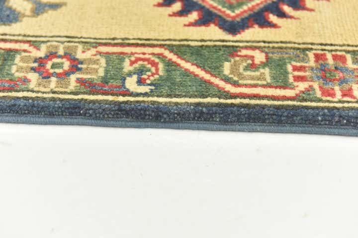 5' 8 x 7' 9 Hand Knotted Kazak Rug