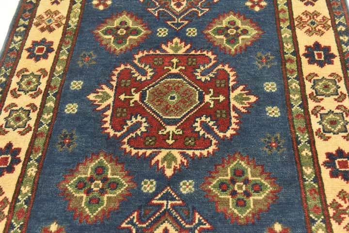 2' 7 x 4' 3 Hand Knotted Kazak Rug
