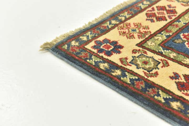 2' 7 x 4' 3 Hand Knotted Kazak Rug
