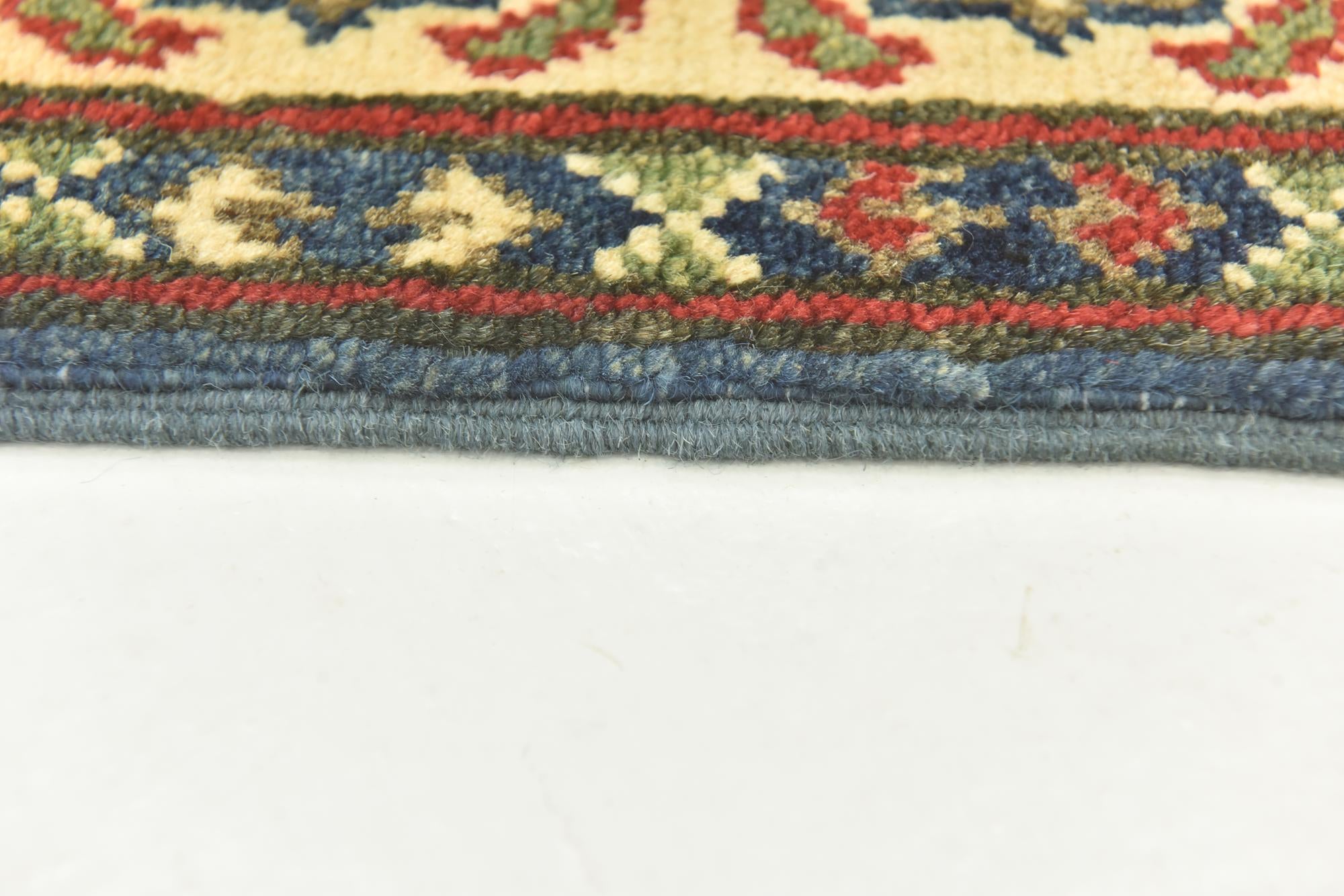 2' 7 x 4' 3 Hand Knotted Kazak Rug