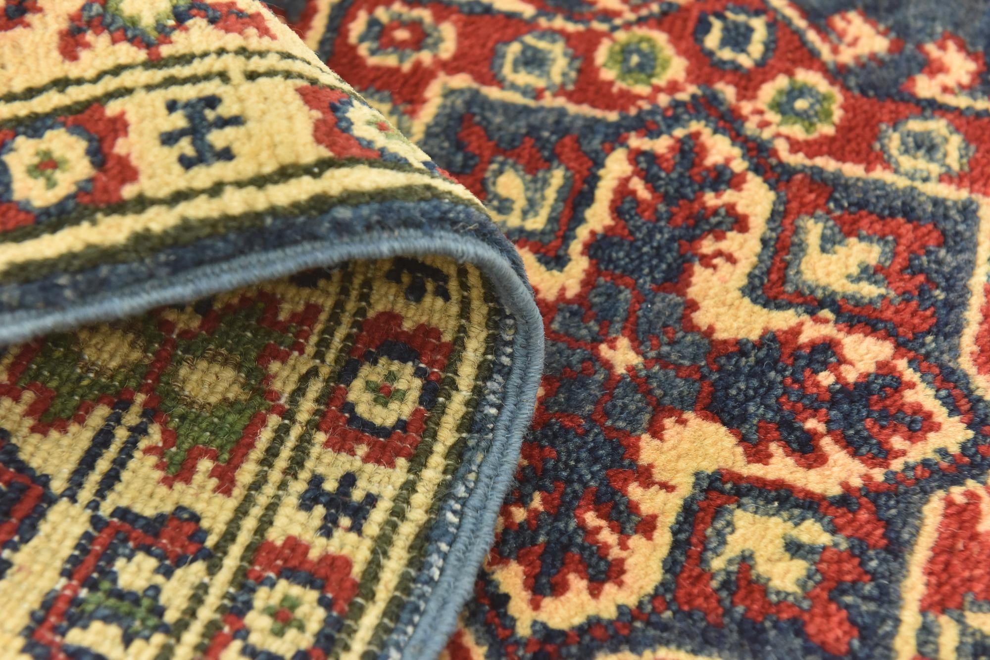 2' 8 x 4' Hand Knotted Kazak Rug