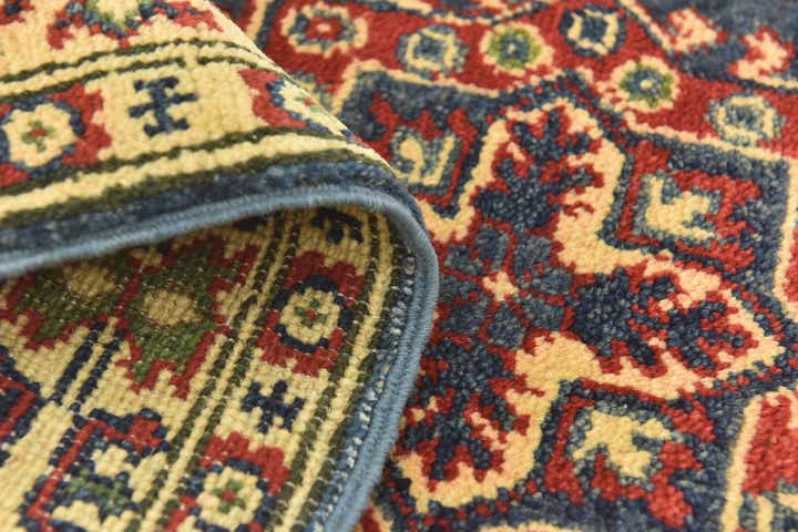 2' 8 x 4' Hand Knotted Kazak Rug