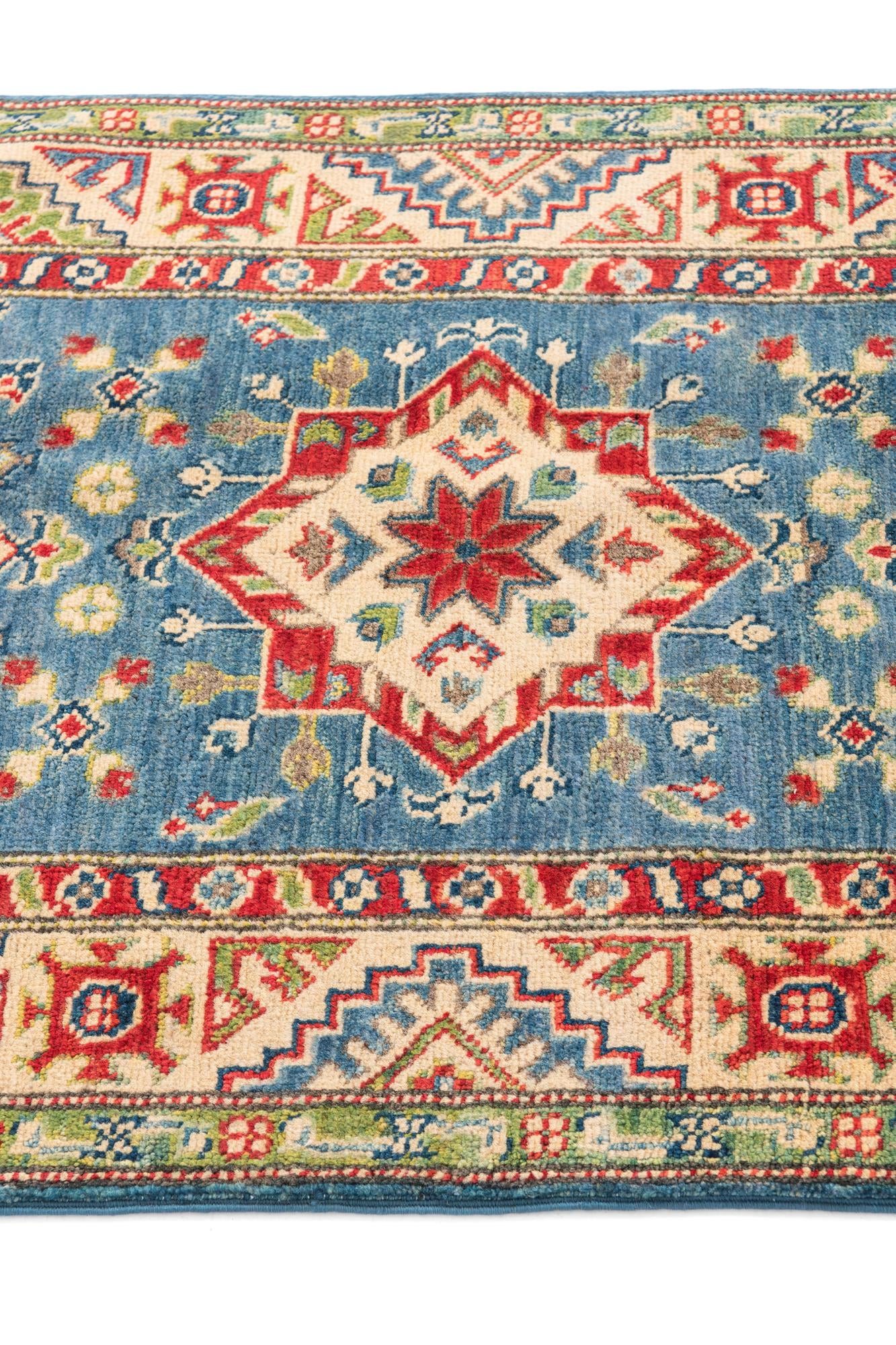 2' 8 x 4' 2 Hand Knotted Kazak Rug