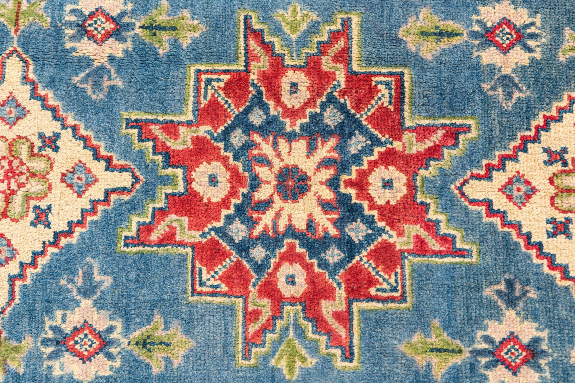 2' 7 x 4' Hand Knotted Kazak Rug