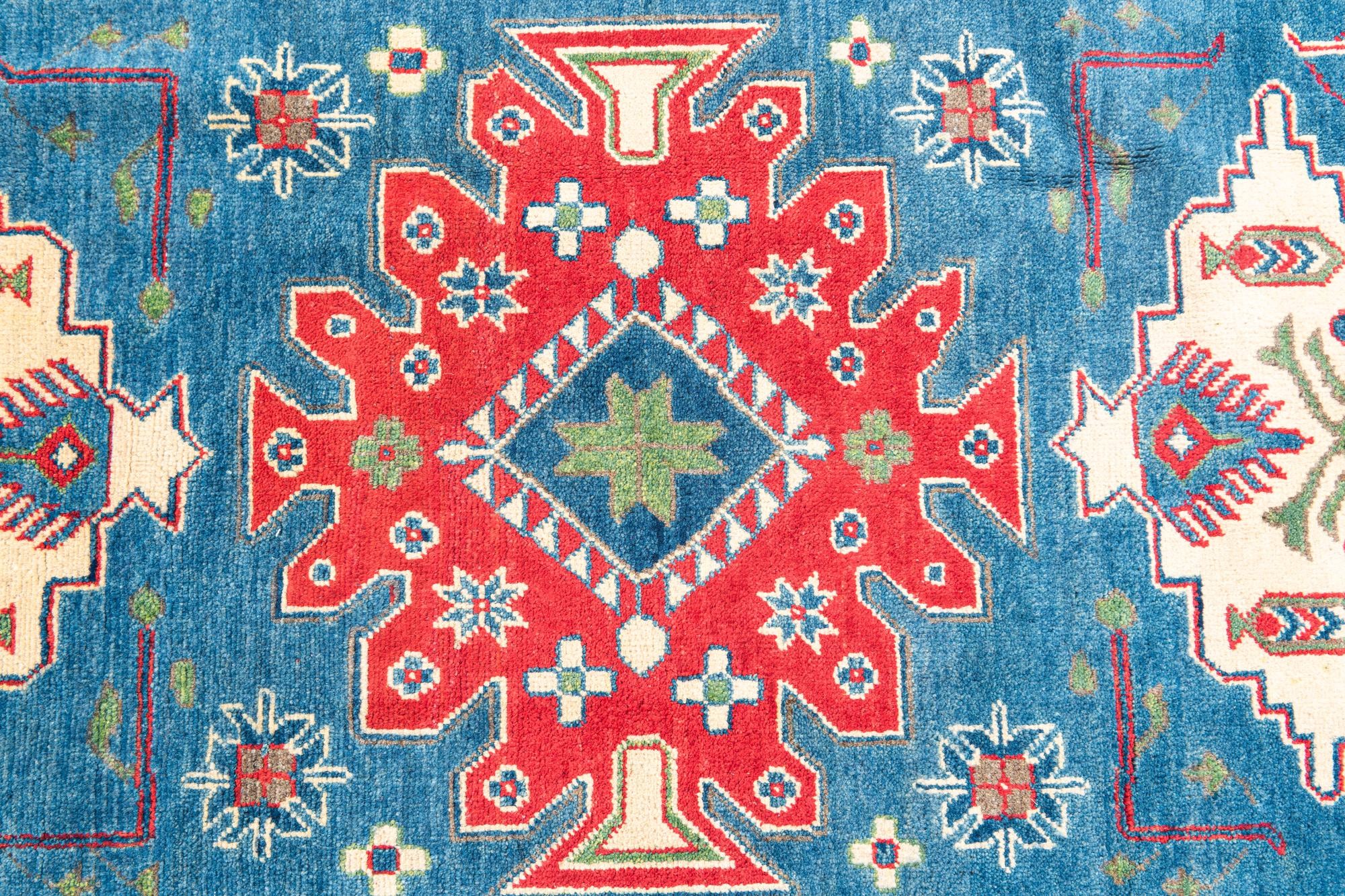 4' x 6' 2 Hand Knotted Kazak Rug