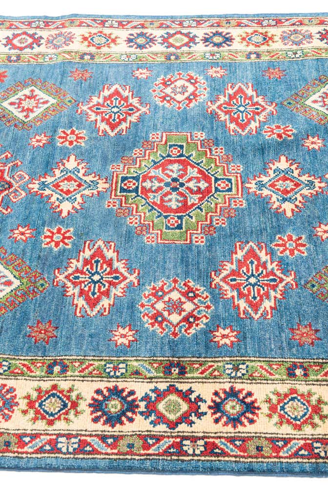4' x 6' 1 Hand Knotted Kazak Rug