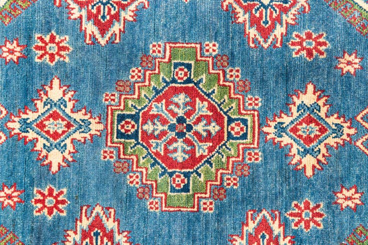 Detail image of 4' x 6' 1 Hand Knotted Kazak Rug