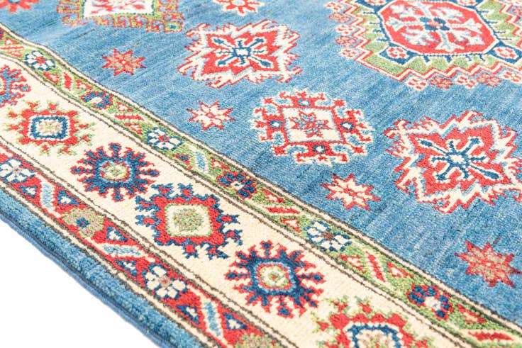 Detail image of 4' x 6' 1 Hand Knotted Kazak Rug