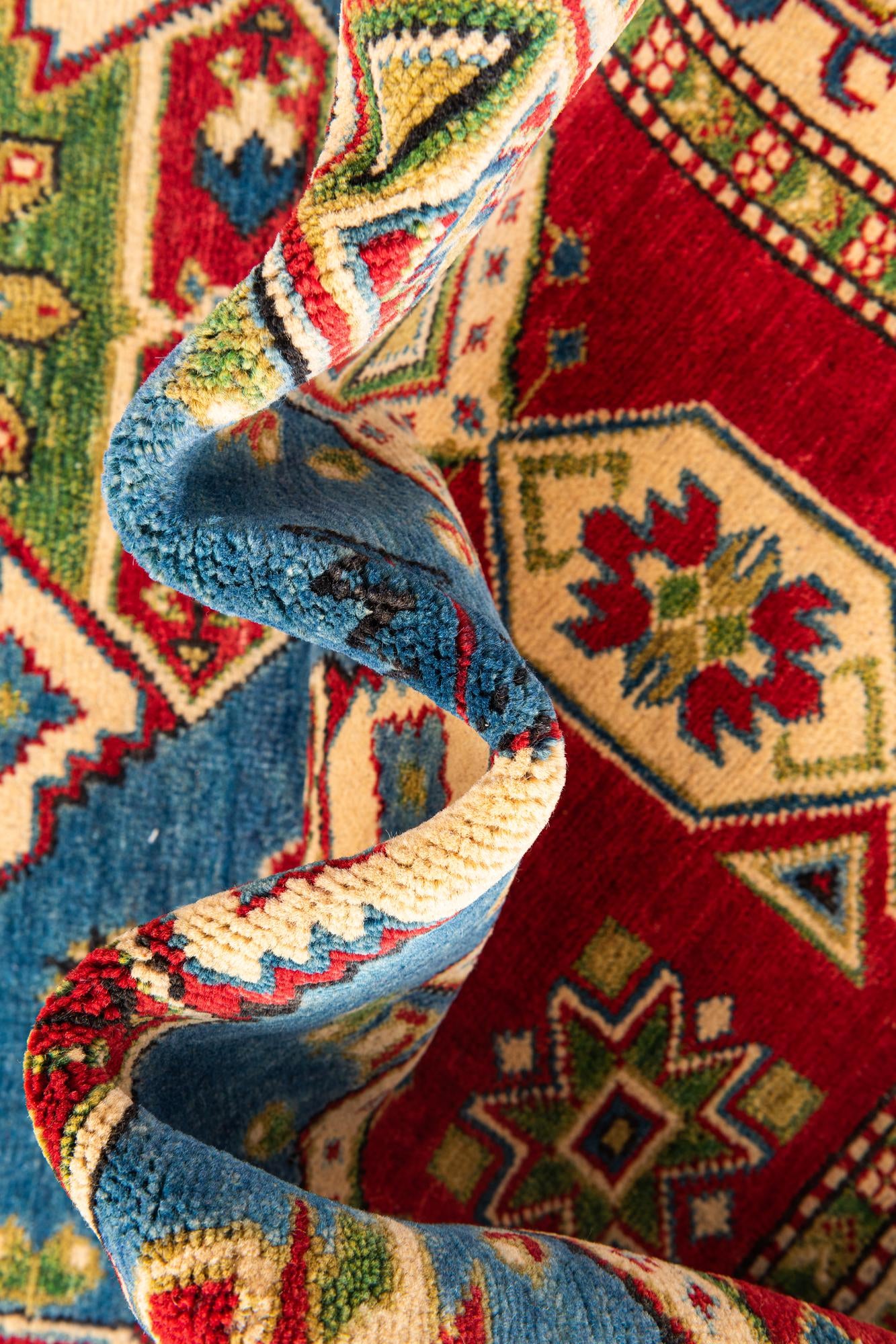 5' 7 x 8' 2 Hand Knotted Kazak Rug