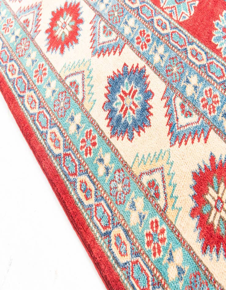 Detail image of 6' 8 x 9' 9  Hand Knotted Kazak Rug